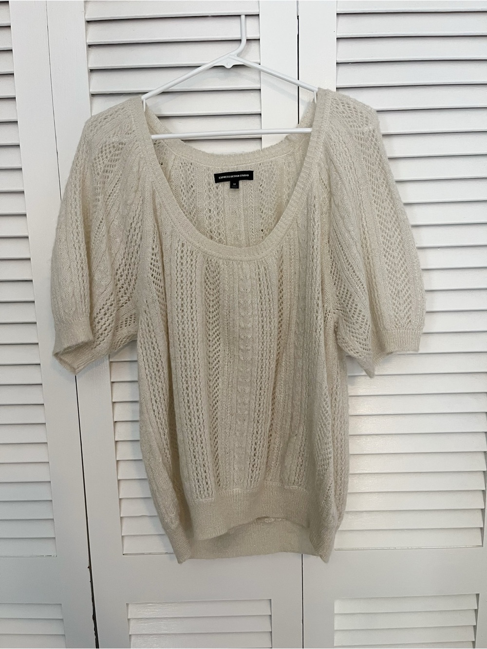 Express design studio open knit sweater size medium